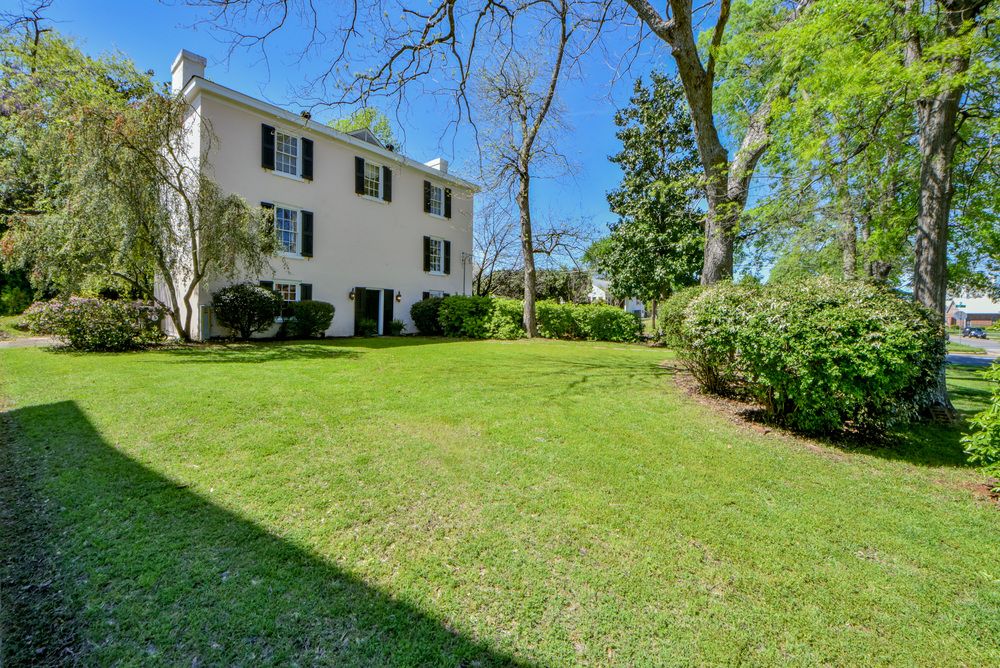 Office For Sale: 2303 13th St, Tuscaloosa, AL 35401